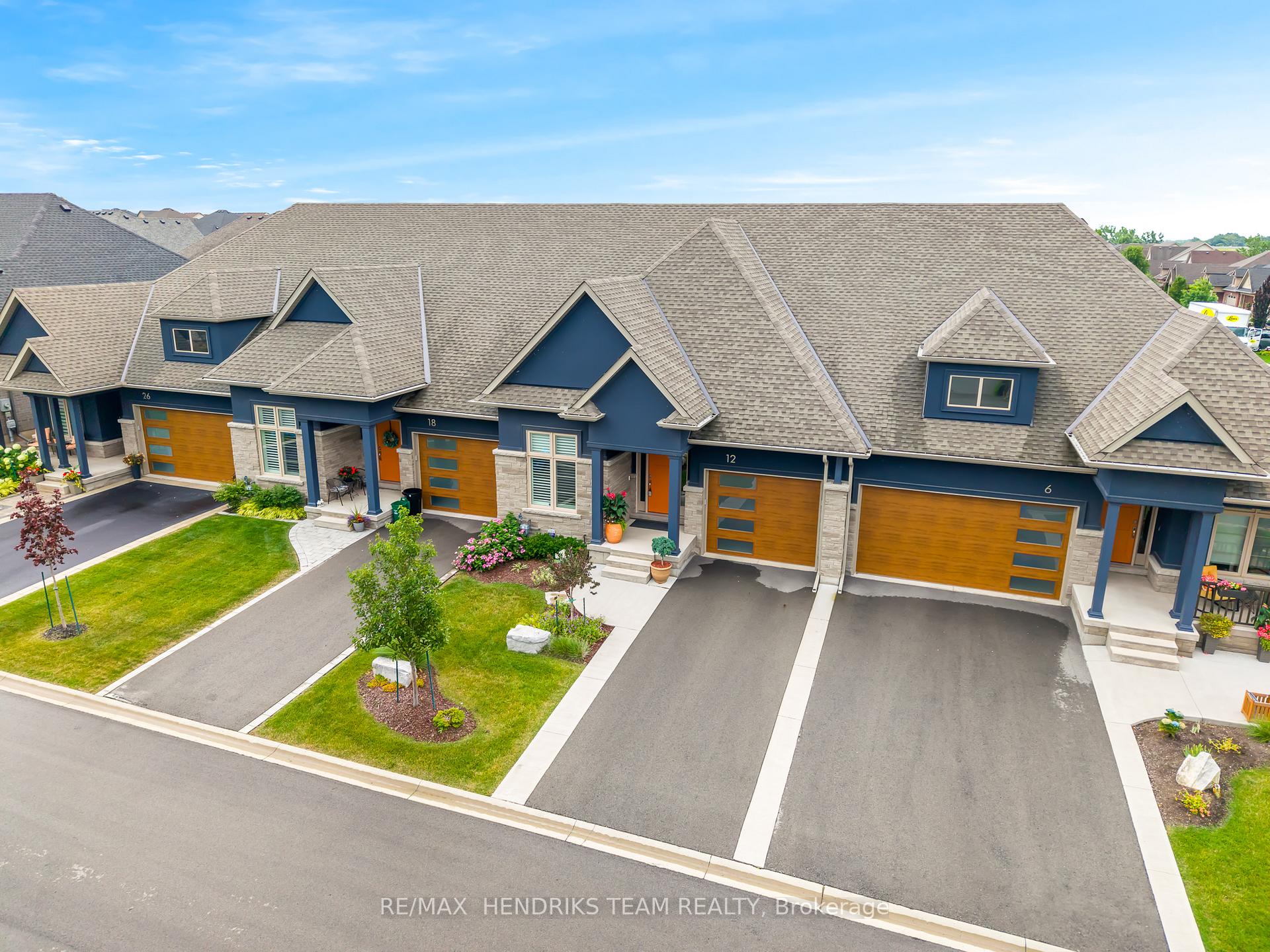 Photo 27 of 12 Carrick Trail, Welland, Hwy 406/Welland — HOMEH