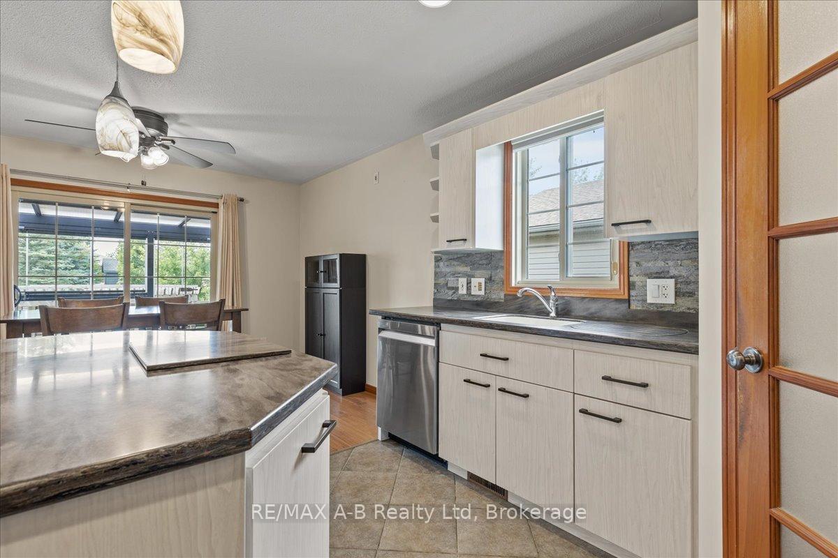 Photo 12 of 224 Napier Street, West Perth, Mitchell — HOMEH