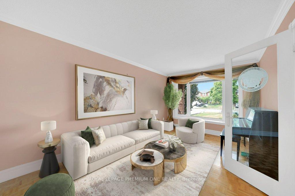 Photo 3 of 67 Embassy Drive, Vaughan, East Woodbridge — HOMEH