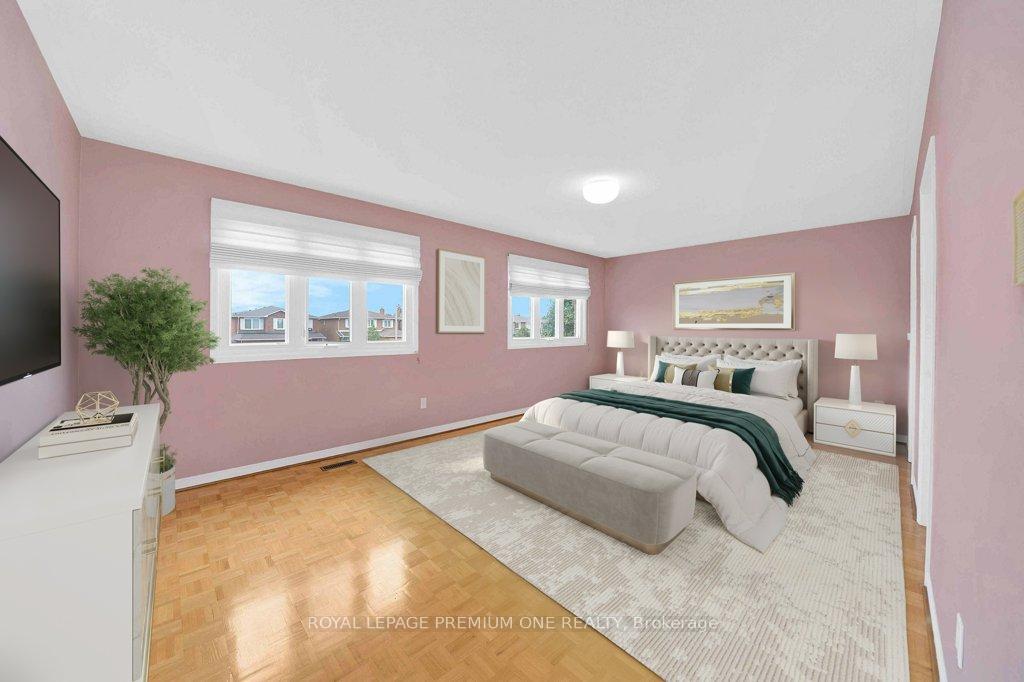 Photo 10 of 67 Embassy Drive, Vaughan, East Woodbridge — HOMEH