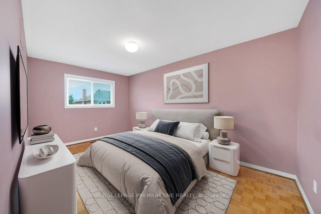 Photo 14 of 67 Embassy Drive, Vaughan, East Woodbridge — HOMEH