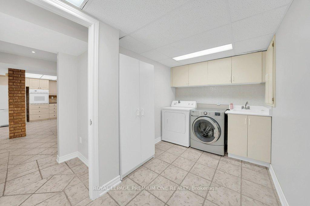 Photo 22 of 67 Embassy Drive, Vaughan, East Woodbridge — HOMEH