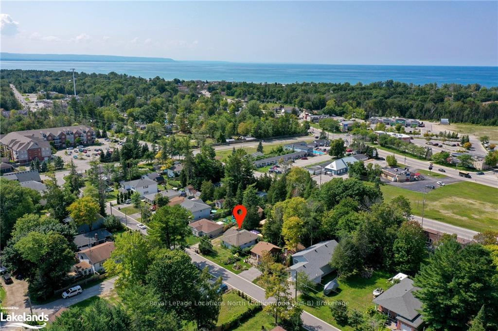 Photo 4 of 36 Northgate Road, Wasaga Beach — HOMEH