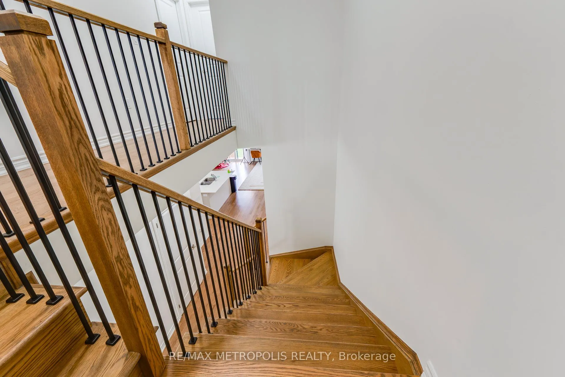 Photo 13 of 44 Reigate Avenue, Whitby, Rural Whitby — HOMEH