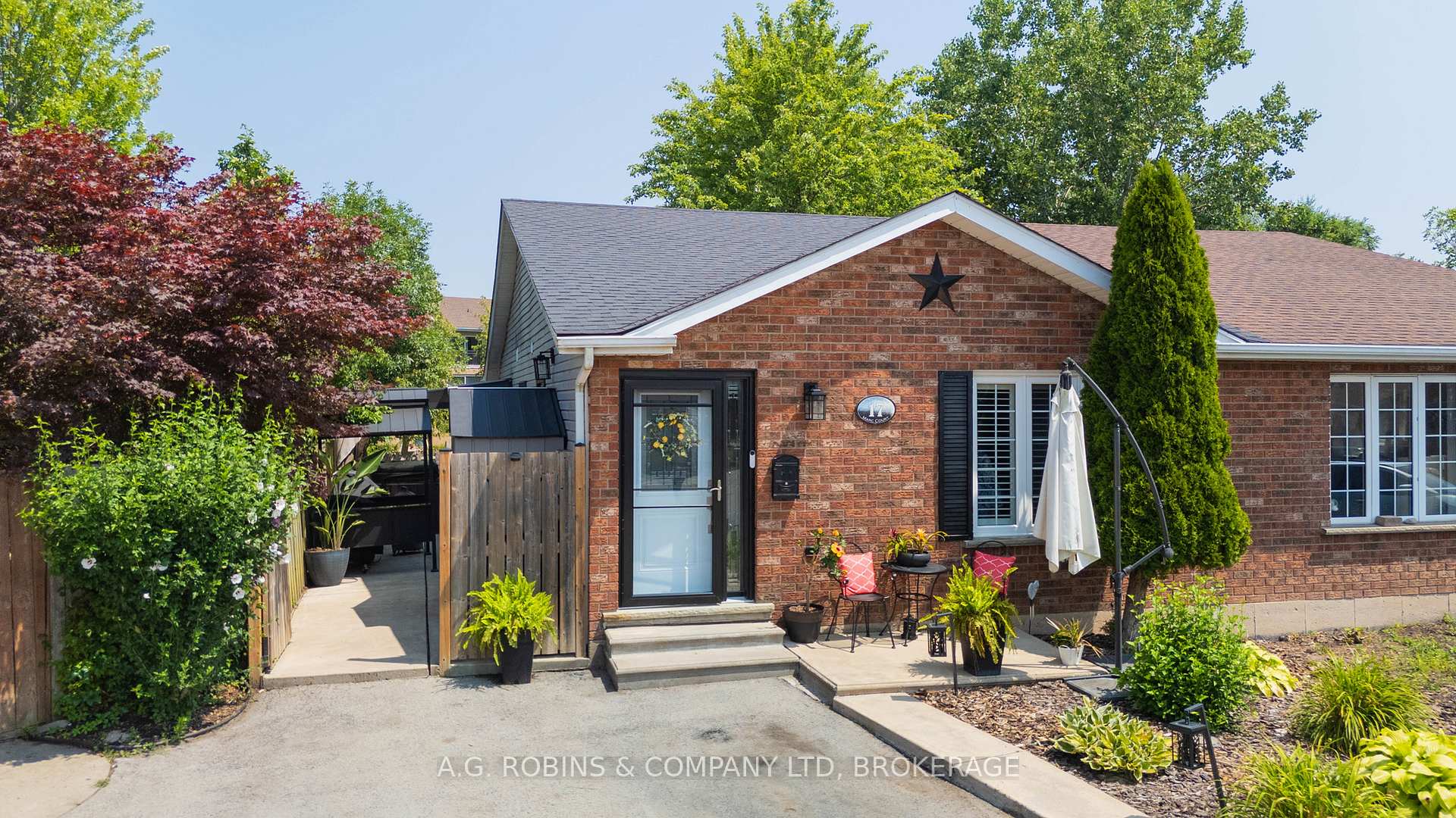 Photo 1 of 17 Marc Court, Welland, Lincoln/Crowland — HOMEH