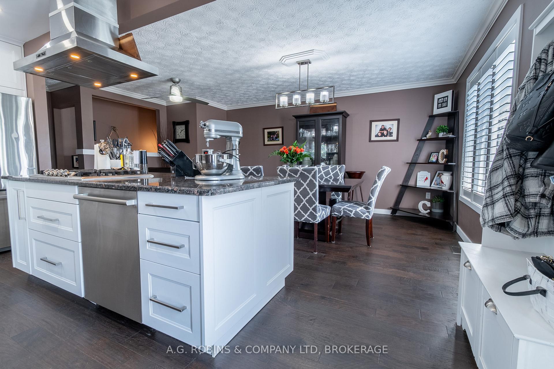 Photo 4 of 17 Marc Court, Welland, Lincoln/Crowland — HOMEH