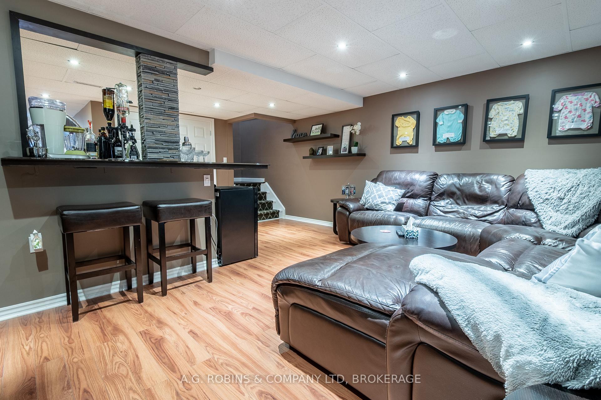 Photo 24 of 17 Marc Court, Welland, Lincoln/Crowland — HOMEH