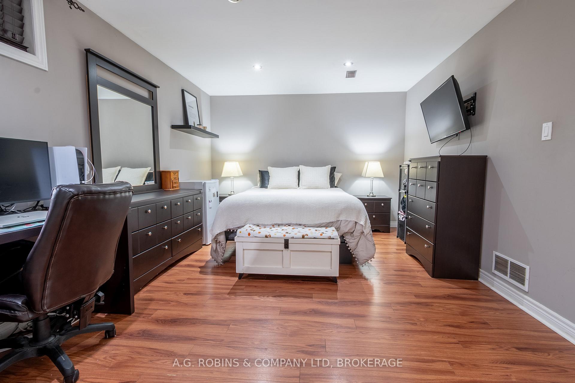 Photo 26 of 17 Marc Court, Welland, Lincoln/Crowland — HOMEH