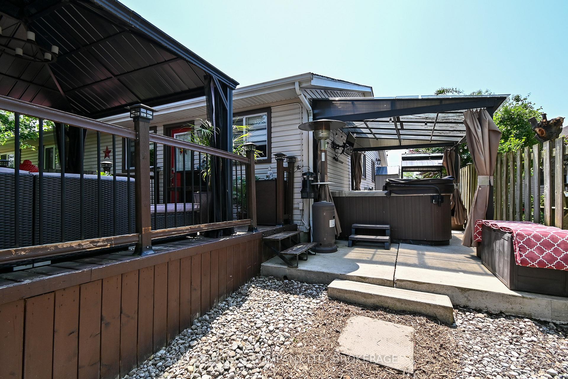 Photo 37 of 17 Marc Court, Welland, Lincoln/Crowland — HOMEH