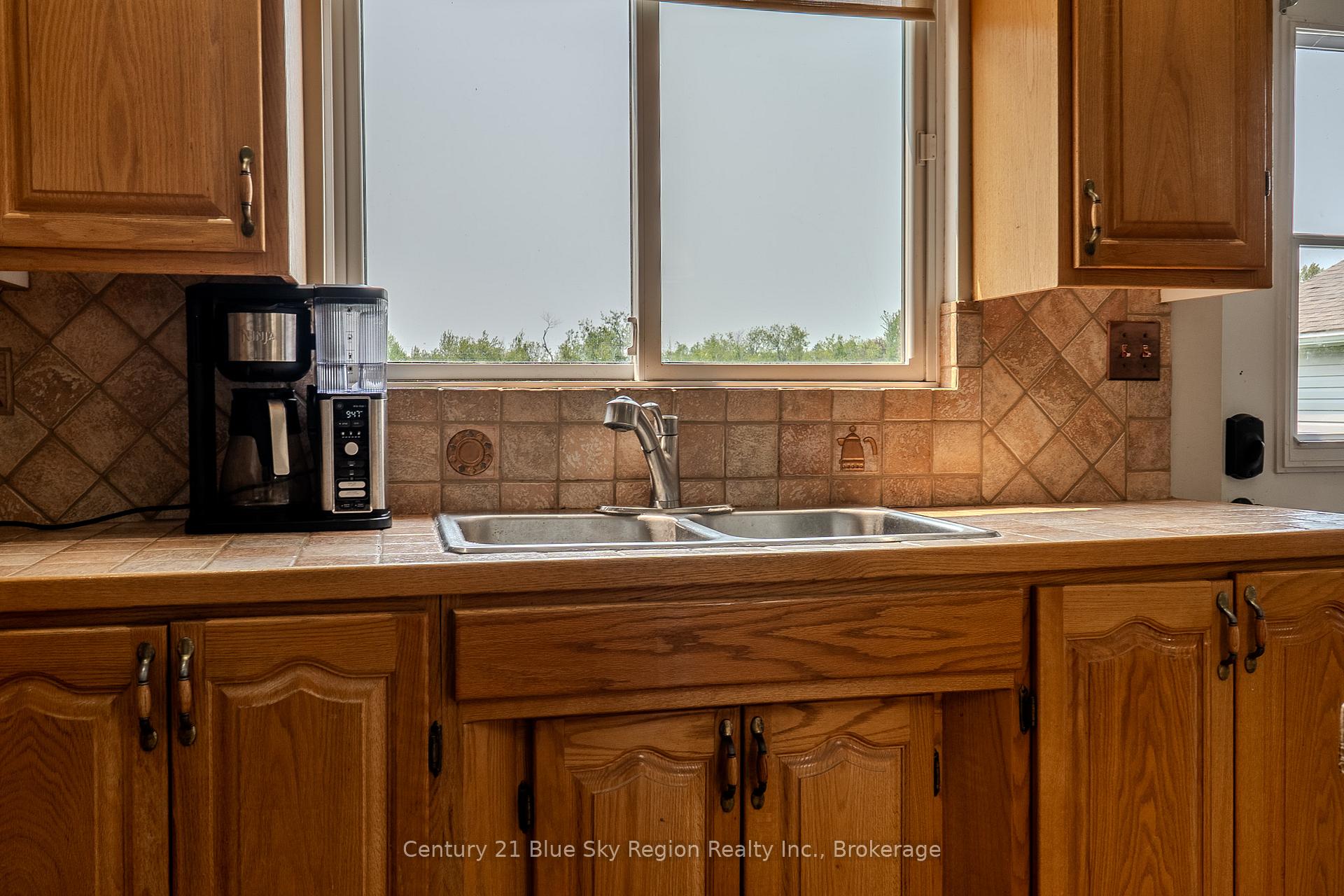 Photo 15 of 87 Holditch Street, West Nipissing, Sturgeon Falls — HOMEH