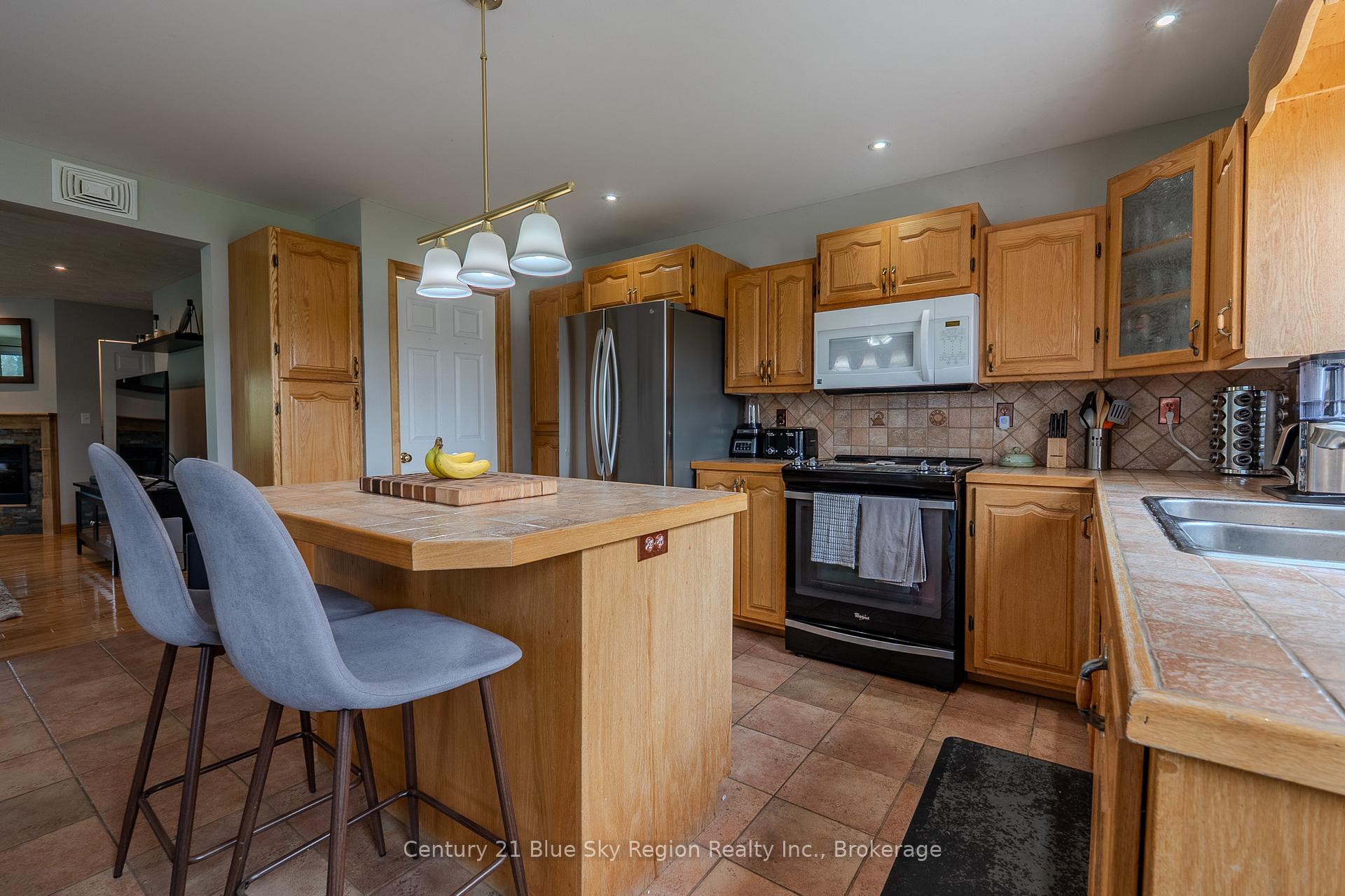 Photo 16 of 87 Holditch Street, West Nipissing, Sturgeon Falls — HOMEH