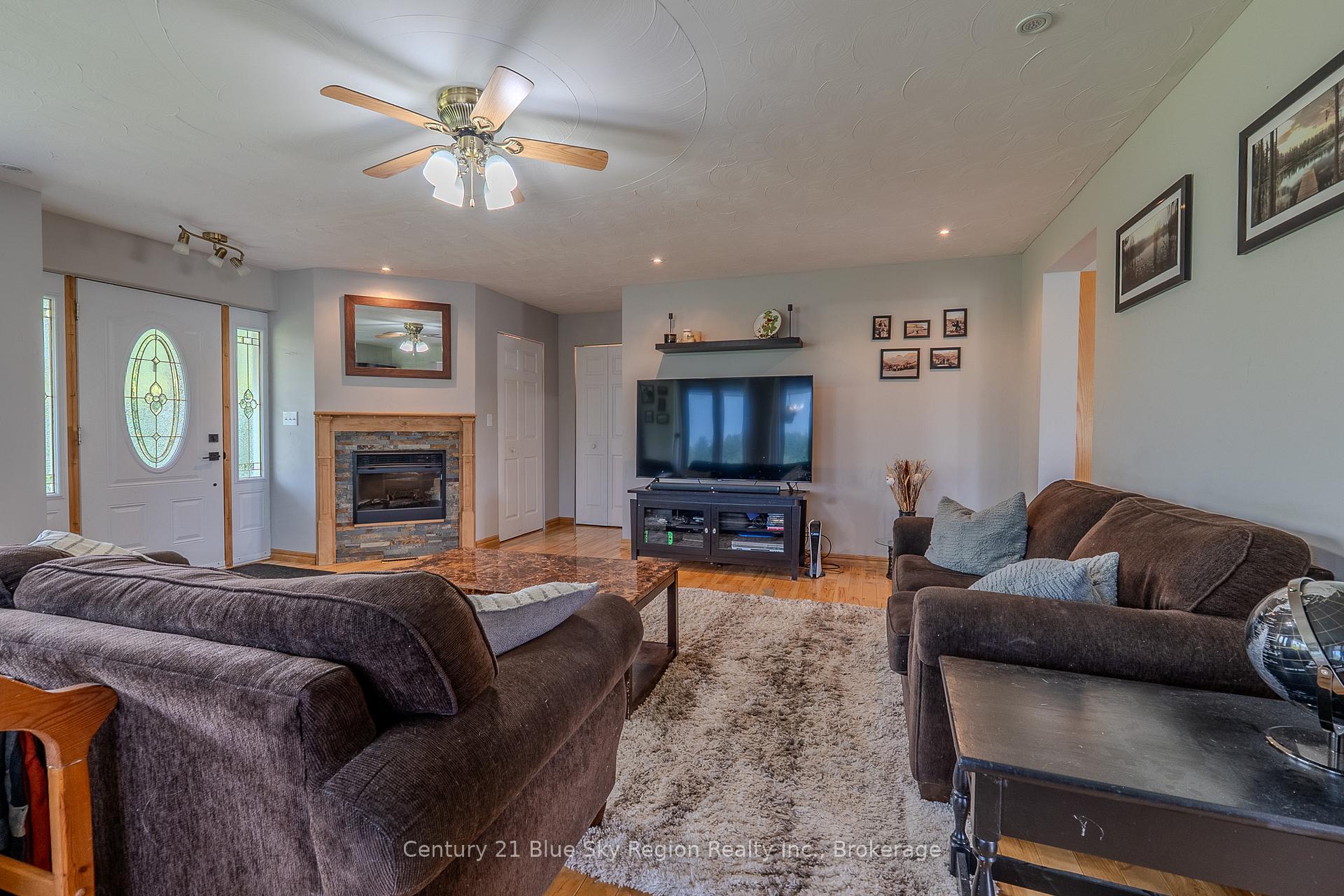 Photo 22 of 87 Holditch Street, West Nipissing, Sturgeon Falls — HOMEH