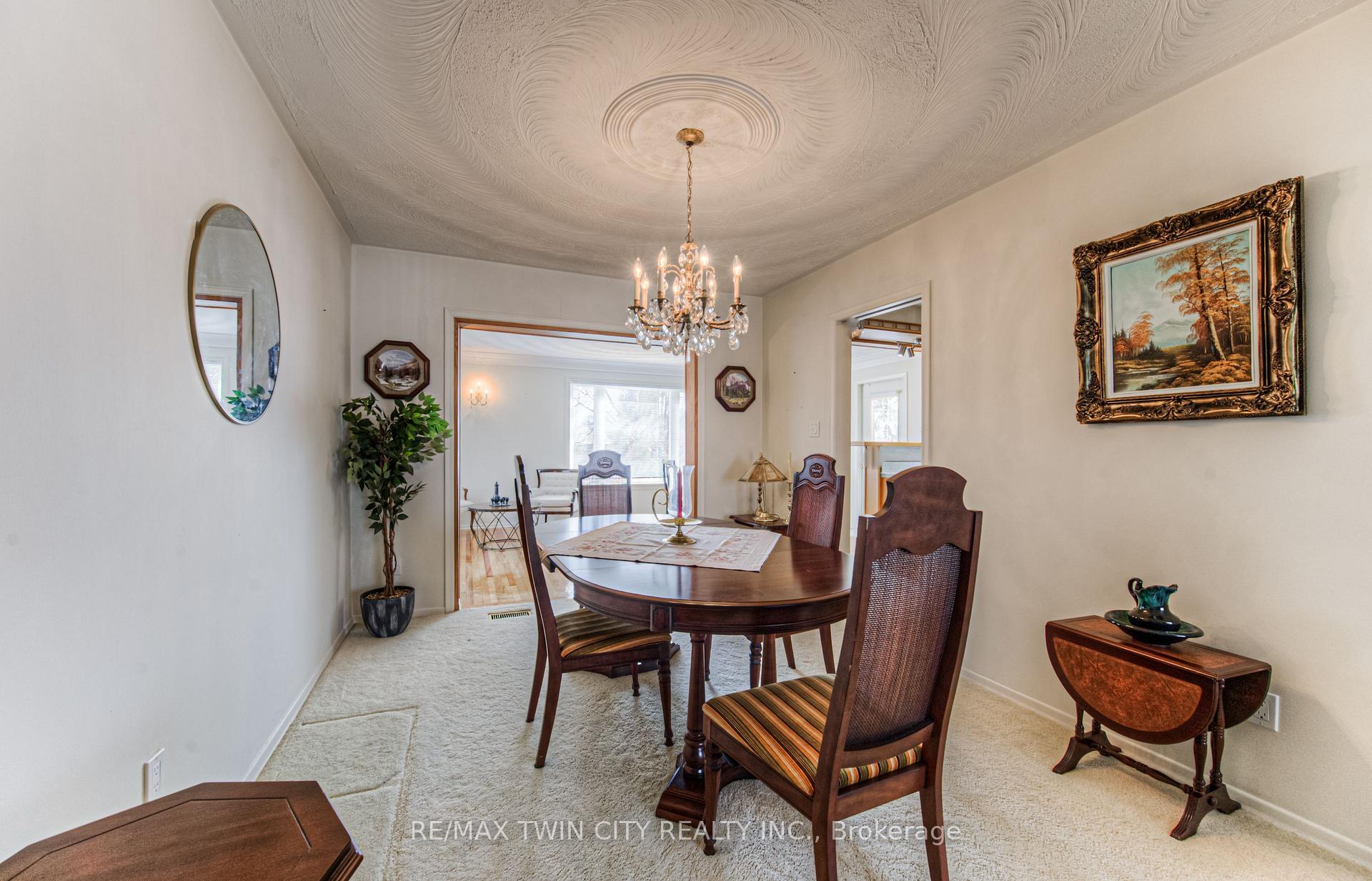 Photo 7 of 84 Ridgeview Crescent, Waterloo — HOMEH