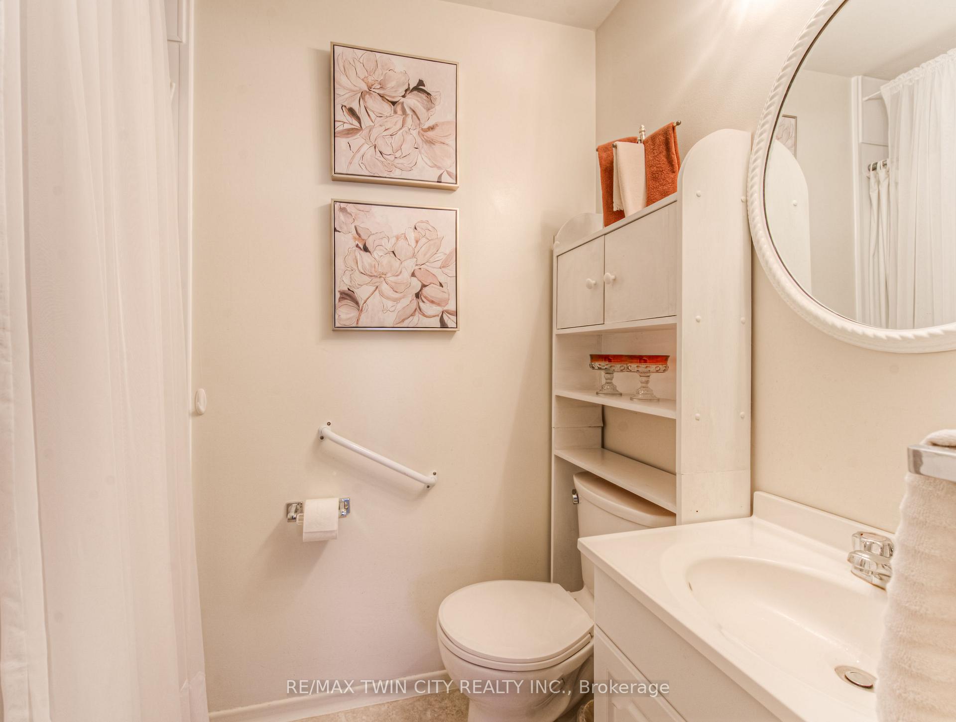 Photo 31 of 84 Ridgeview Crescent, Waterloo — HOMEH