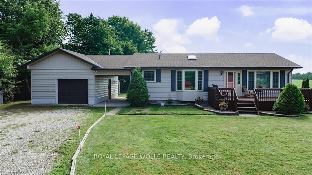 Photo 3 of 73034 Claudette Drive, Bluewater, Bayfield — HOMEH