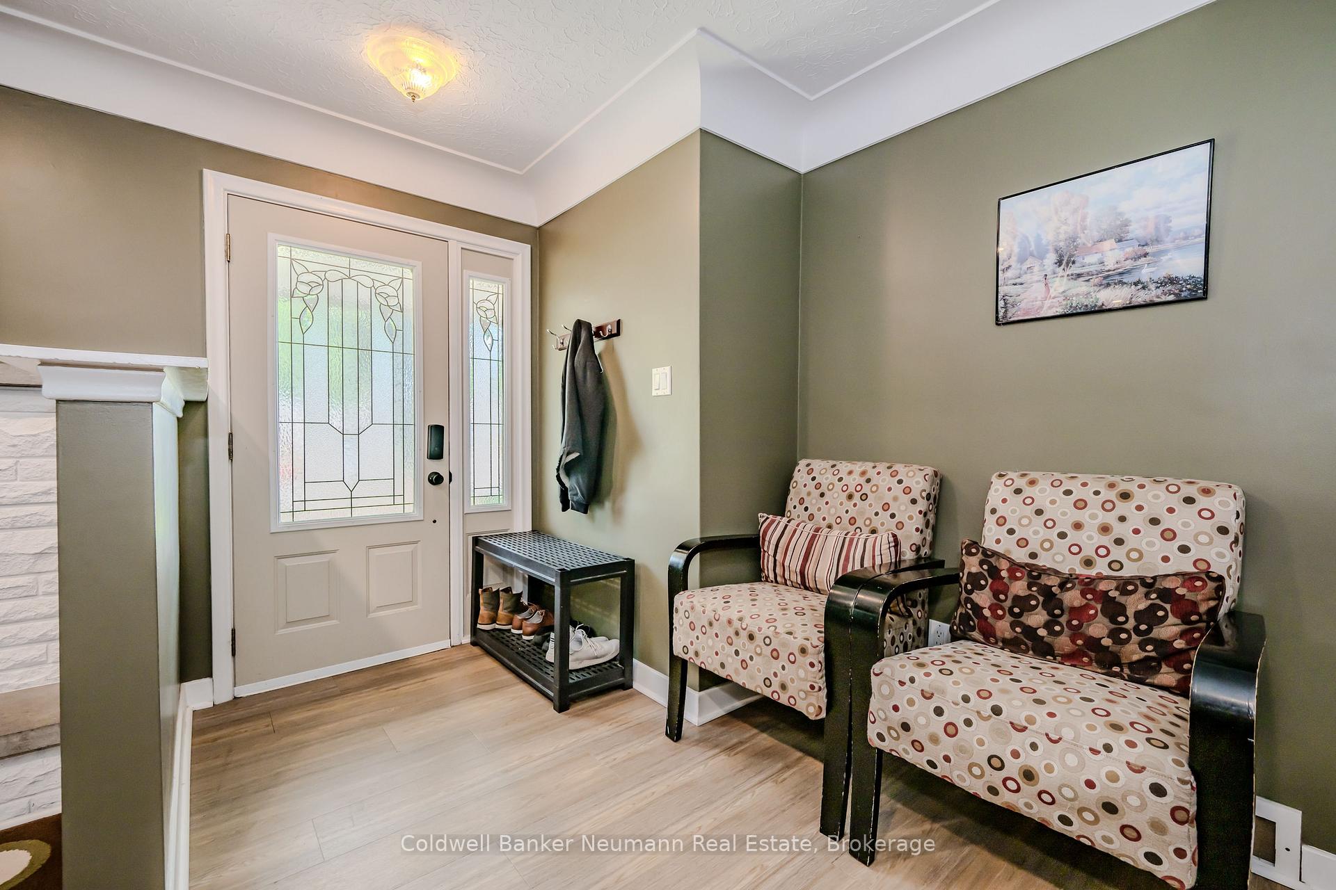 Photo 4 of 31 Sharon Avenue, Welland, Prince Charles — HOMEH