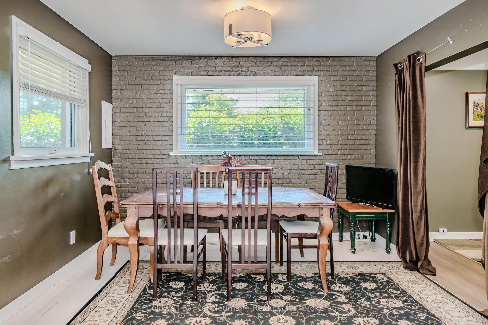 Photo 9 of 31 Sharon Avenue, Welland, Prince Charles — HOMEH