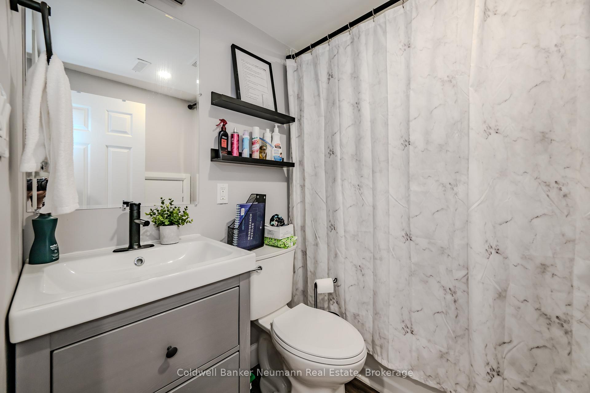 Photo 38 of 31 Sharon Avenue, Welland, Prince Charles — HOMEH