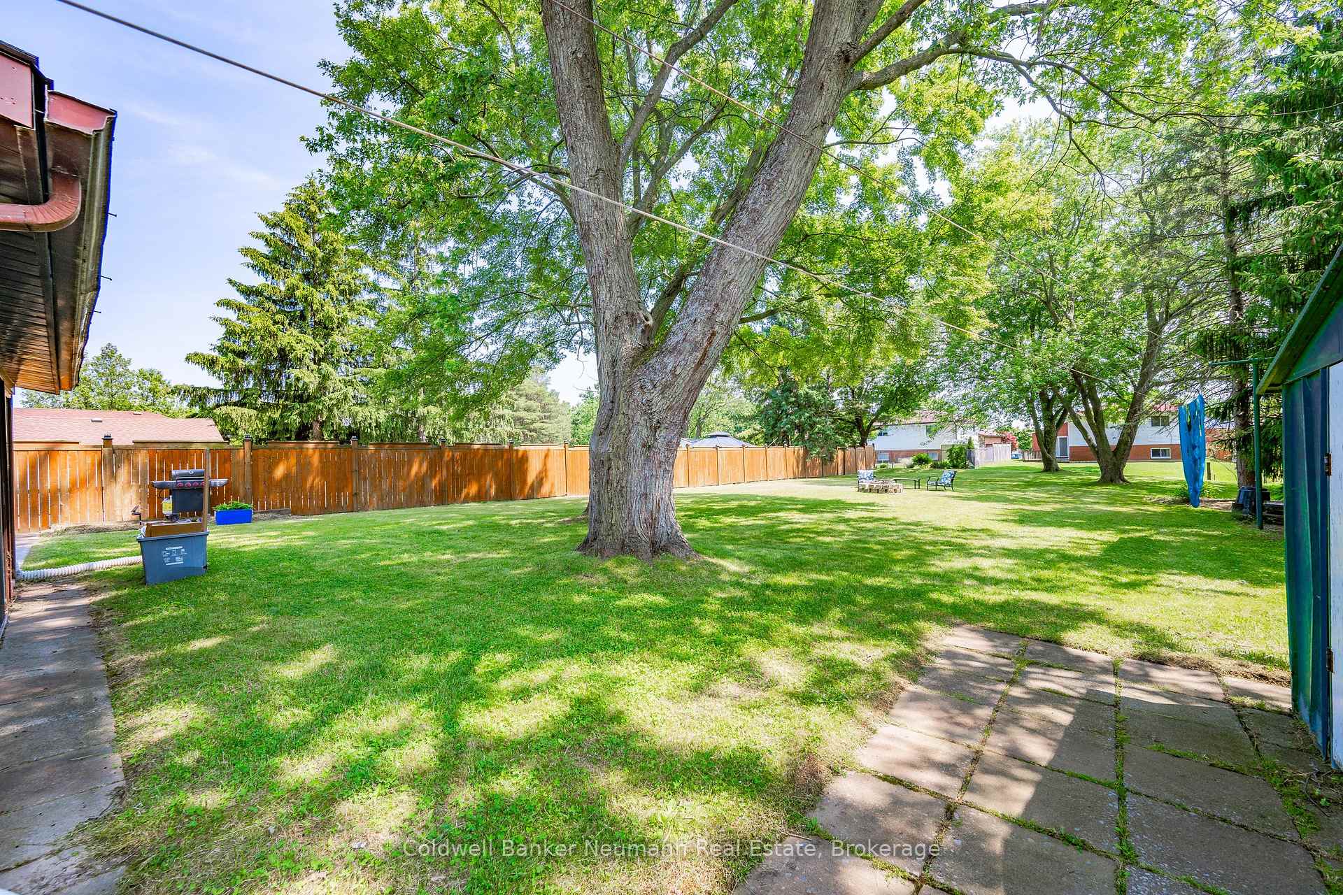 Photo 44 of 31 Sharon Avenue, Welland, Prince Charles — HOMEH