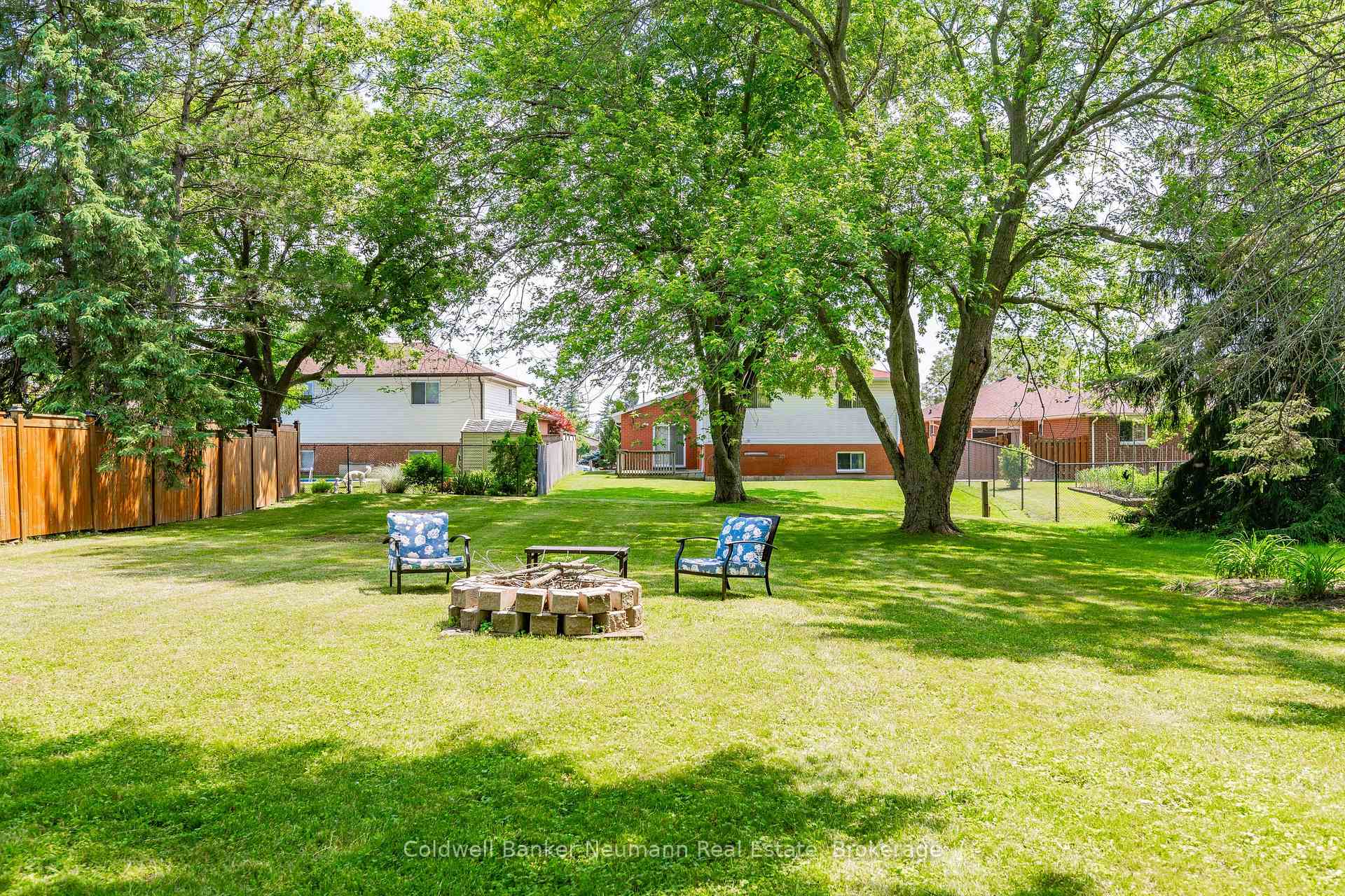 Photo 45 of 31 Sharon Avenue, Welland, Prince Charles — HOMEH