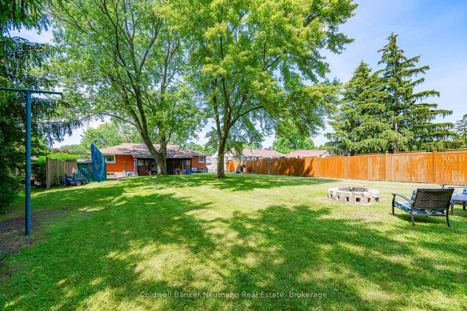 Photo 46 of 31 Sharon Avenue, Welland, Prince Charles — HOMEH