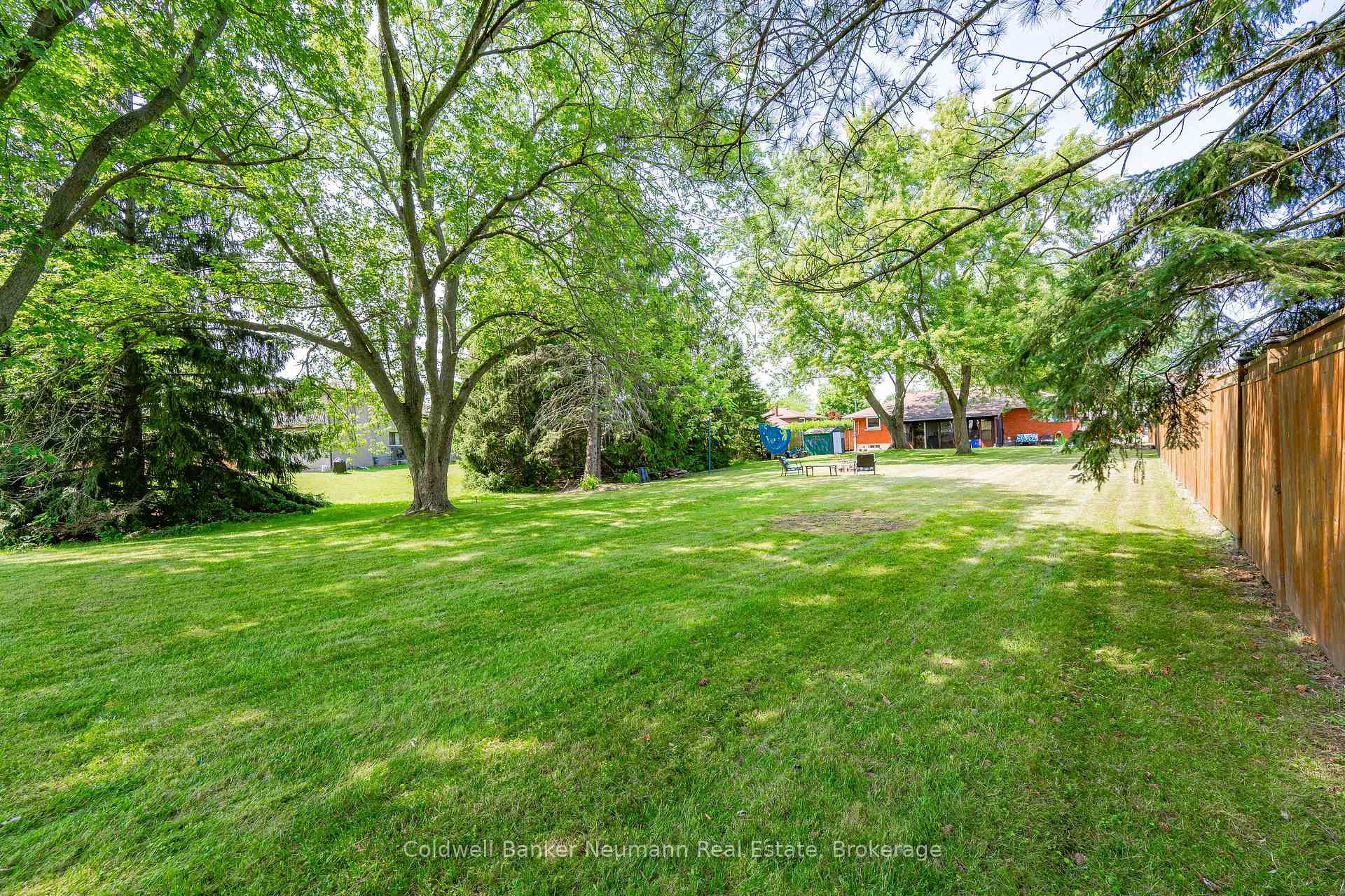 Photo 47 of 31 Sharon Avenue, Welland, Prince Charles — HOMEH
