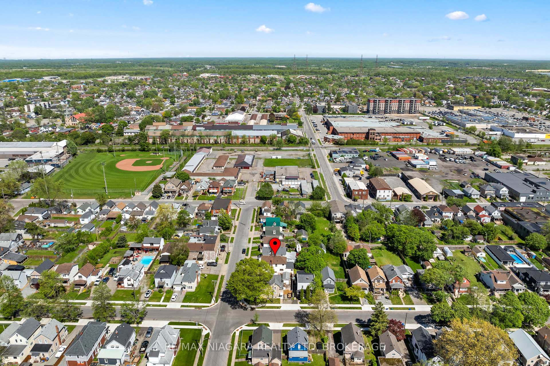 Photo 37 of 59 Asher Street, Welland, Welland Downtown — HOMEH