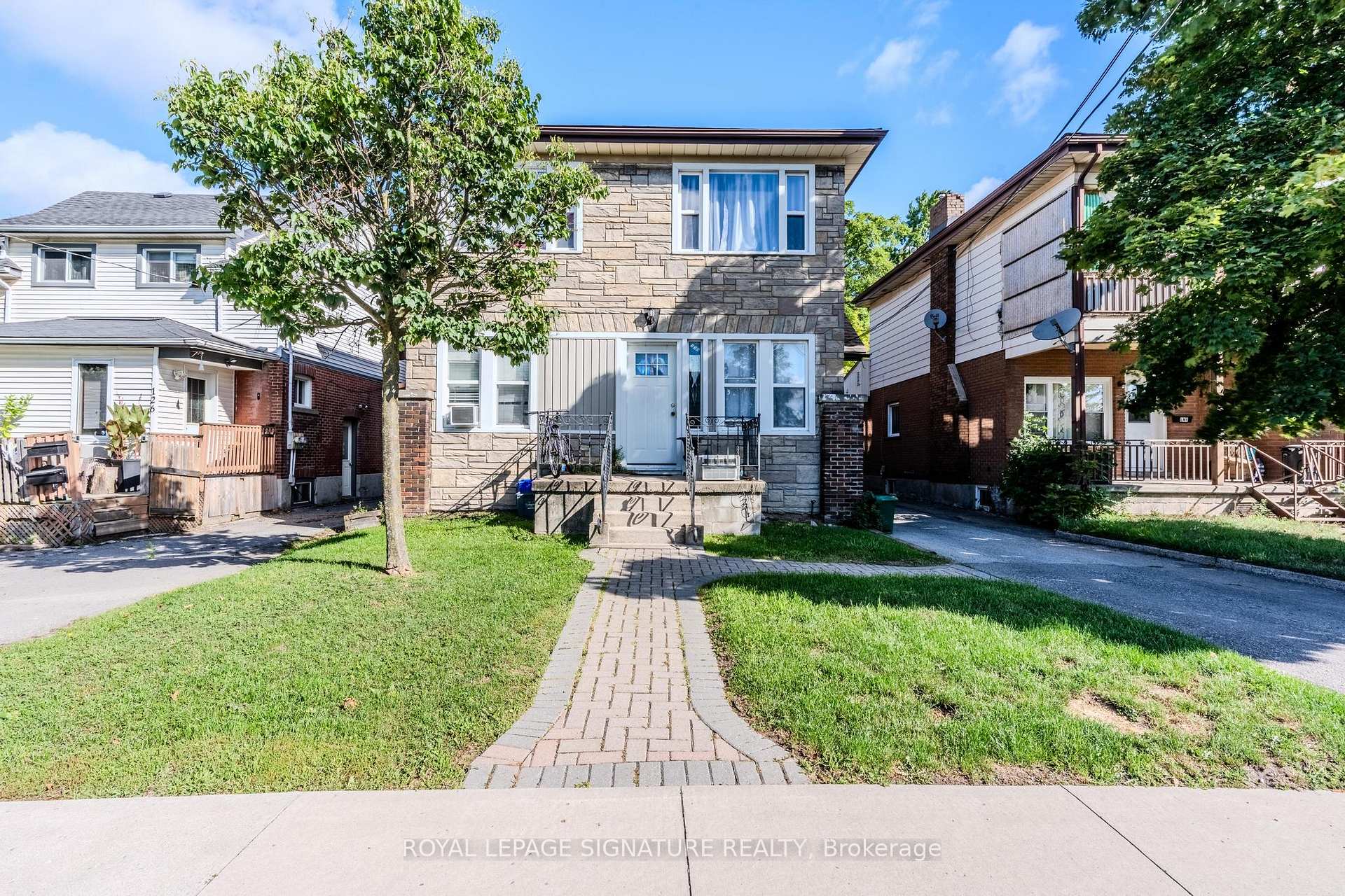 Front of Unit 202, 130 Dorothy Street