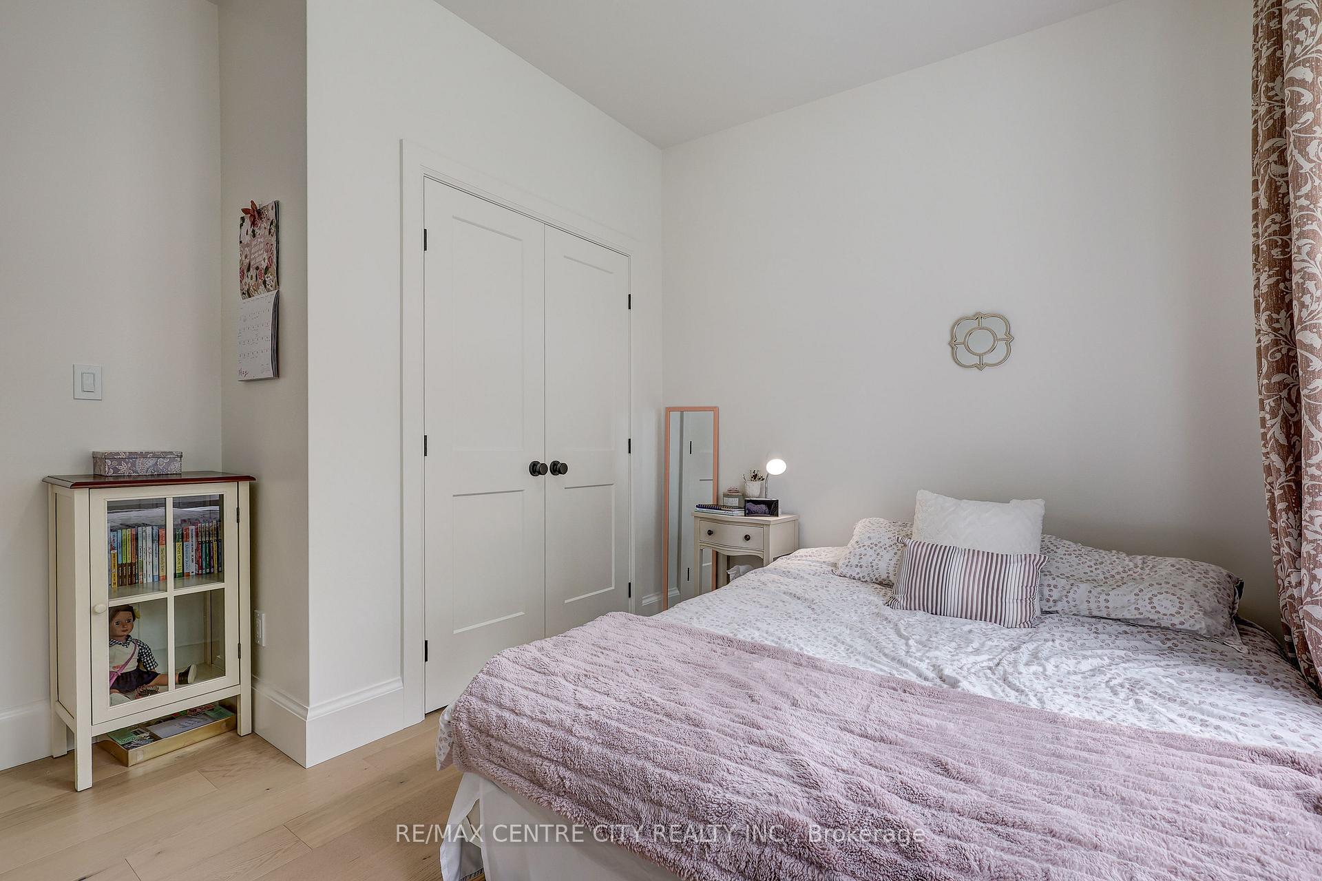 Photo 20 of 8 Oak Street, Bayham, Vienna — HOMEH