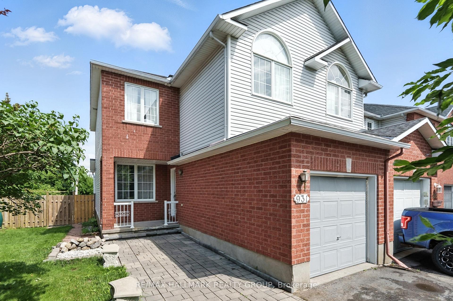 Photo 2 of 931 Goose River Avenue, Ottawa, Riverside South/Gloucester Glen — HOMEH