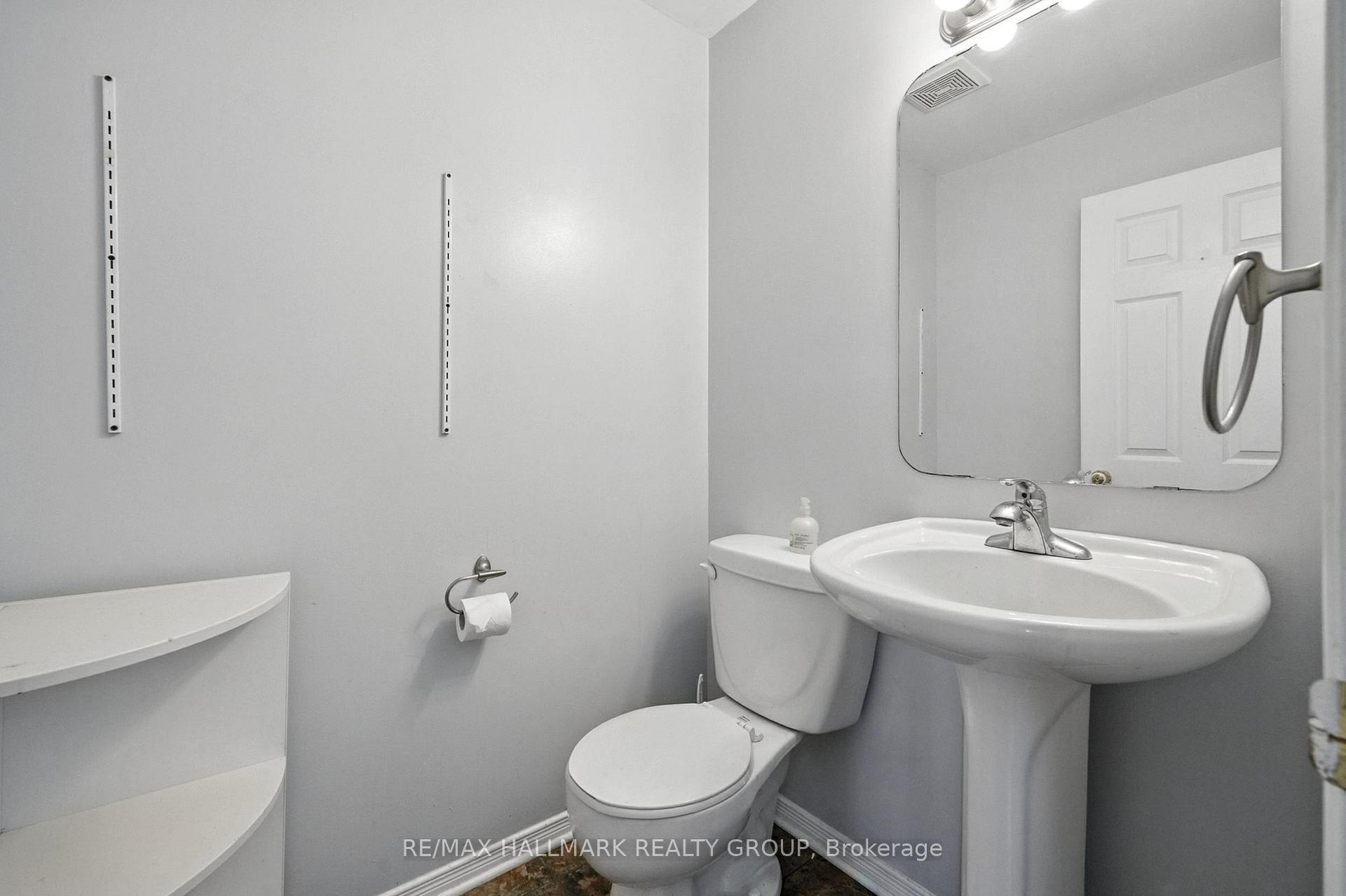 Photo 6 of 931 Goose River Avenue, Ottawa, Riverside South/Gloucester Glen — HOMEH