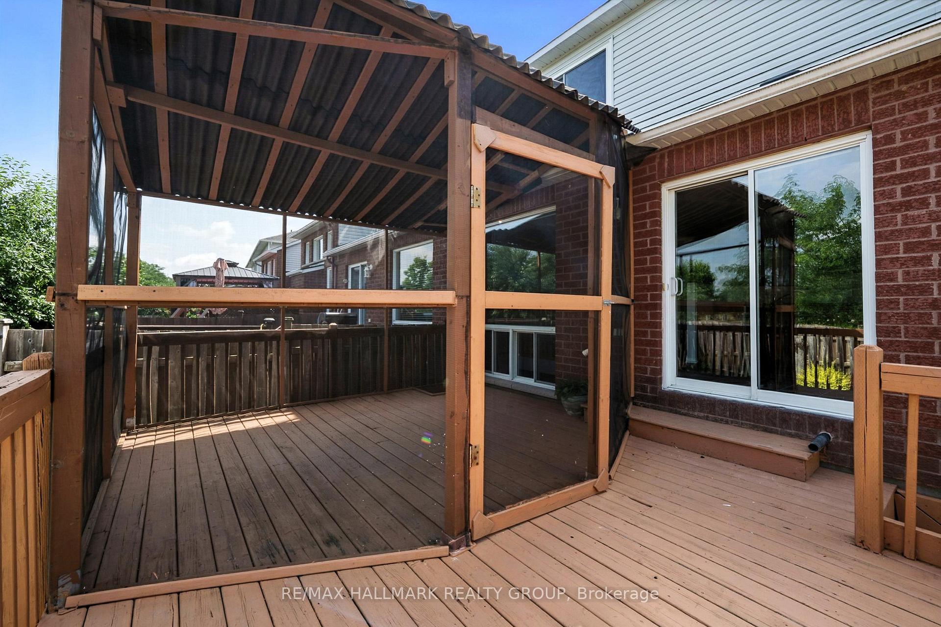 Photo 36 of 931 Goose River Avenue, Ottawa, Riverside South/Gloucester Glen — HOMEH