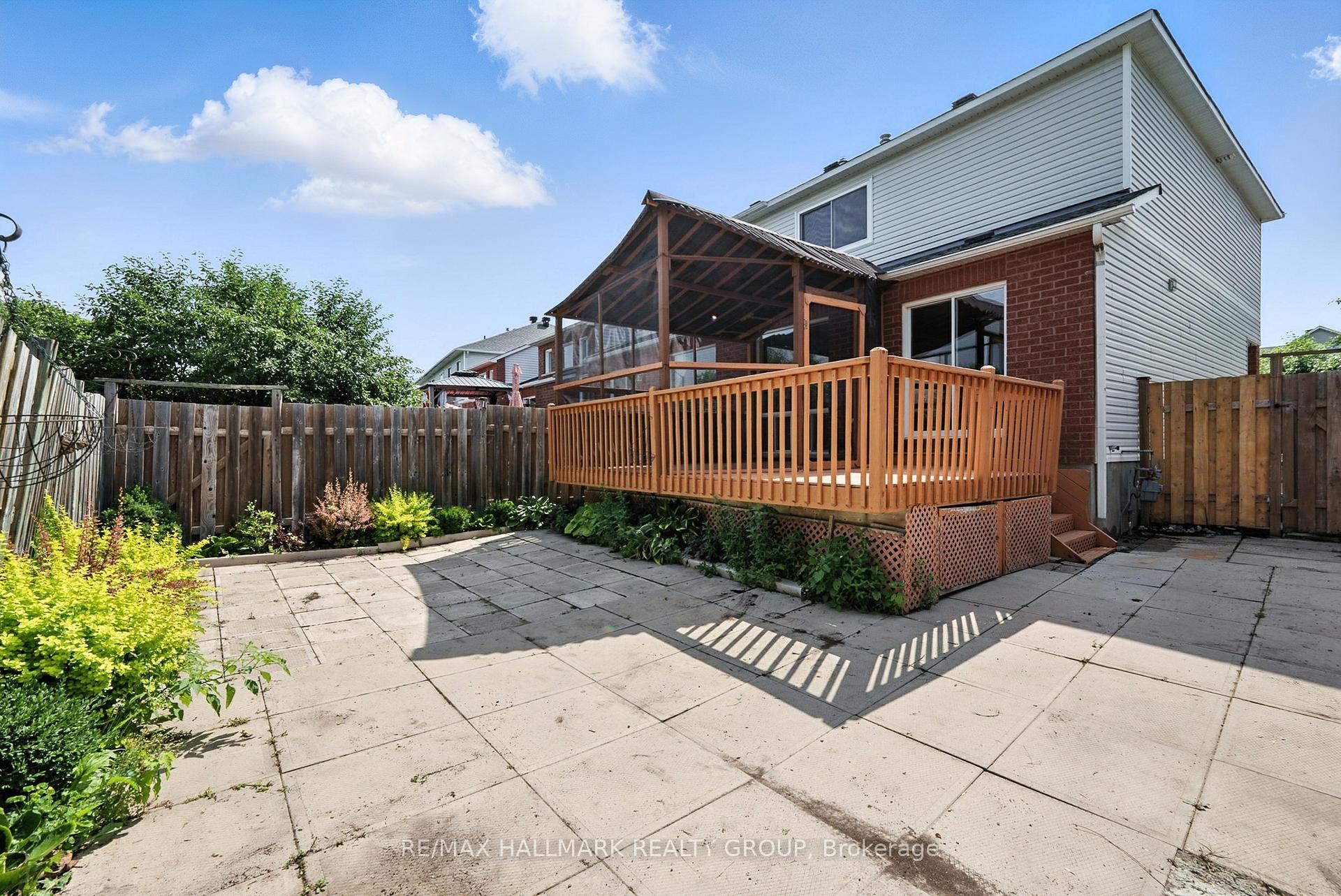 Photo 38 of 931 Goose River Avenue, Ottawa, Riverside South/Gloucester Glen — HOMEH