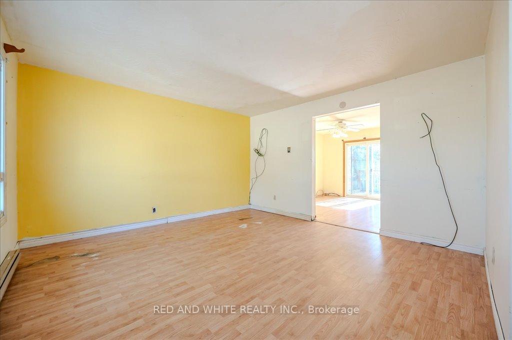 Photo 6 of Unit B, 237 Cedarbrae Avenue, Waterloo — HOMEH