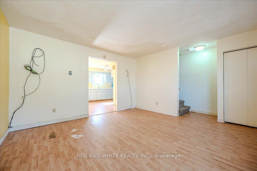 Photo 7 of Unit B, 237 Cedarbrae Avenue, Waterloo — HOMEH