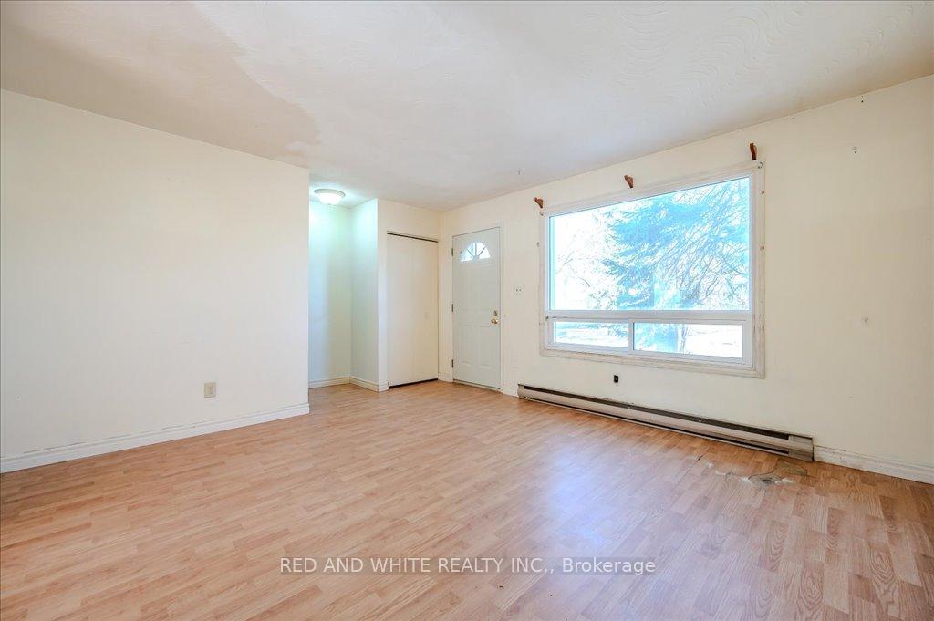 Photo 8 of Unit B, 237 Cedarbrae Avenue, Waterloo — HOMEH