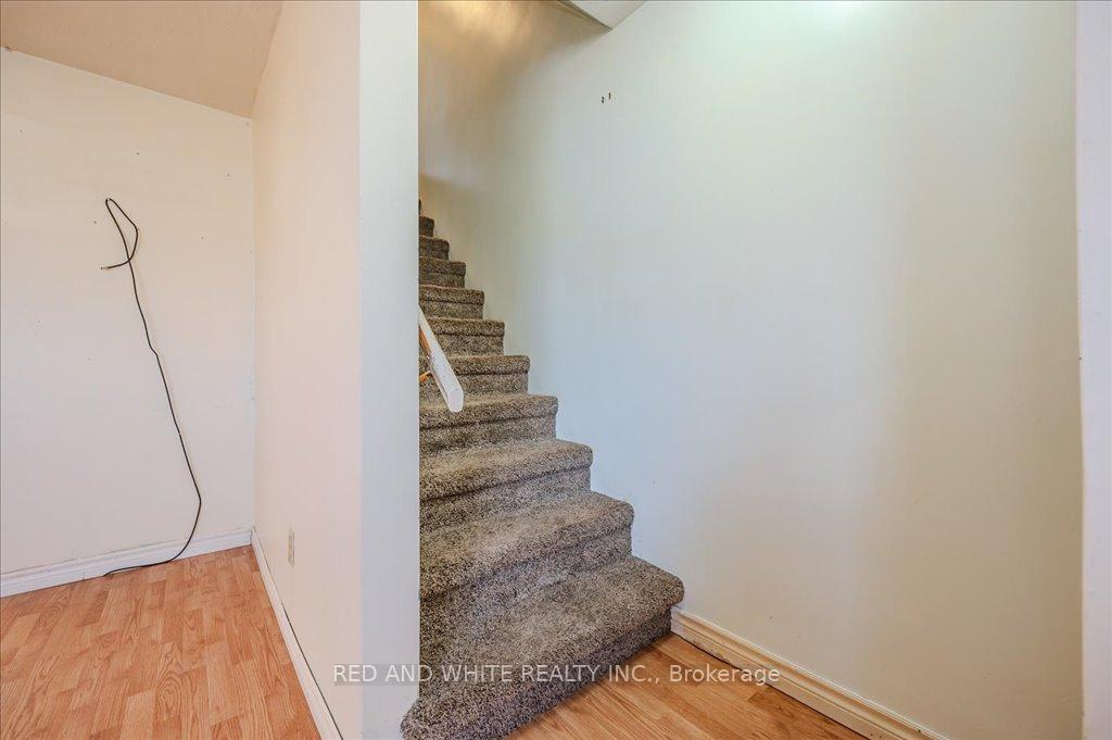 Photo 17 of Unit B, 237 Cedarbrae Avenue, Waterloo — HOMEH