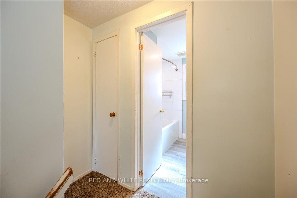 Photo 18 of Unit B, 237 Cedarbrae Avenue, Waterloo — HOMEH