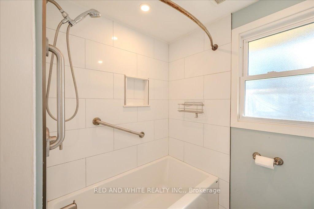 Photo 20 of Unit B, 237 Cedarbrae Avenue, Waterloo — HOMEH