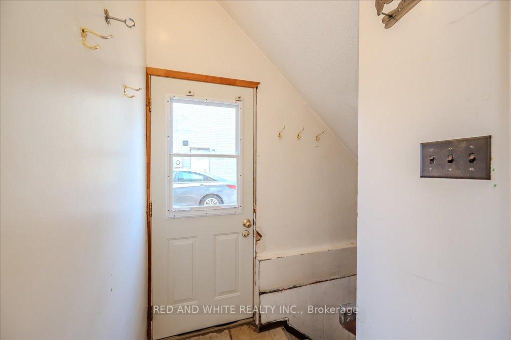 Photo 29 of Unit B, 237 Cedarbrae Avenue, Waterloo — HOMEH