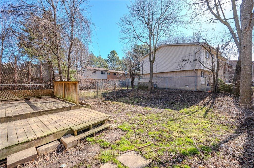 Photo 30 of Unit B, 237 Cedarbrae Avenue, Waterloo — HOMEH