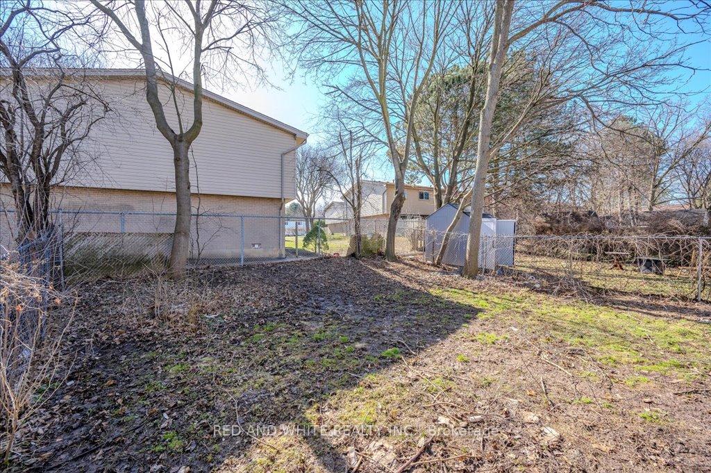 Photo 31 of Unit B, 237 Cedarbrae Avenue, Waterloo — HOMEH