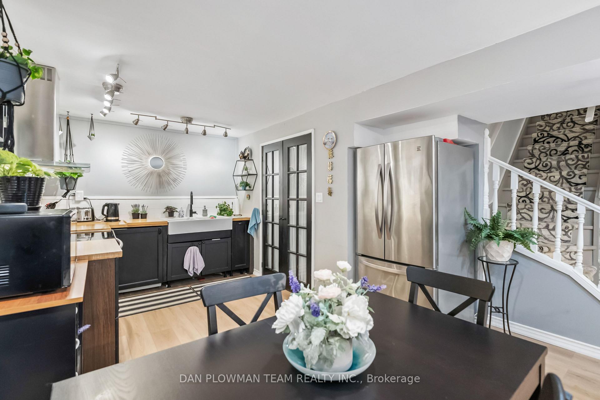 Photo 36 of 21 Woodlawn Court, Whitby, Blue Grass Meadows — HOMEH