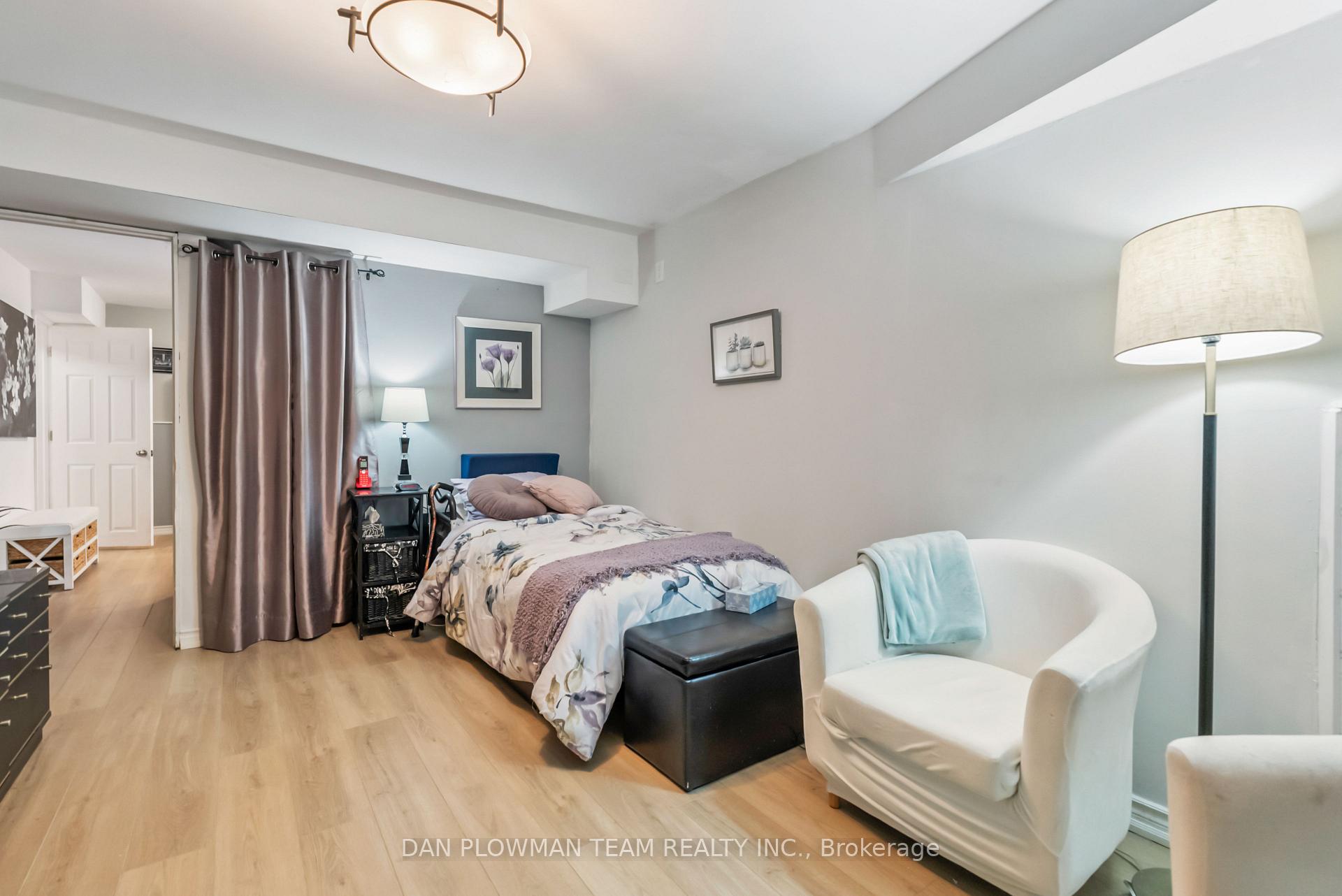 Photo 38 of 21 Woodlawn Court, Whitby, Blue Grass Meadows — HOMEH
