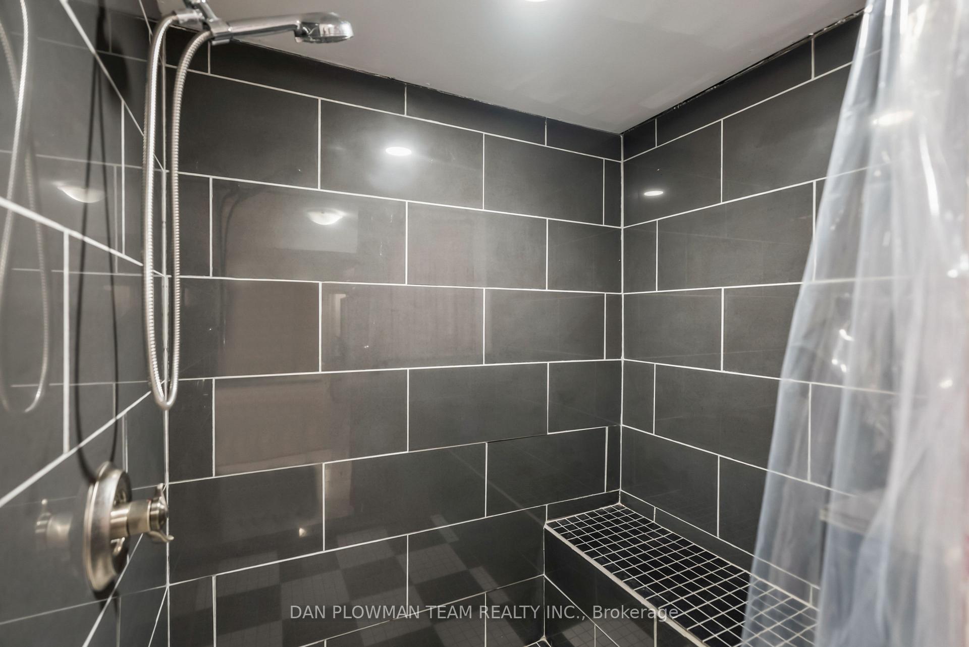 Photo 43 of 21 Woodlawn Court, Whitby, Blue Grass Meadows — HOMEH