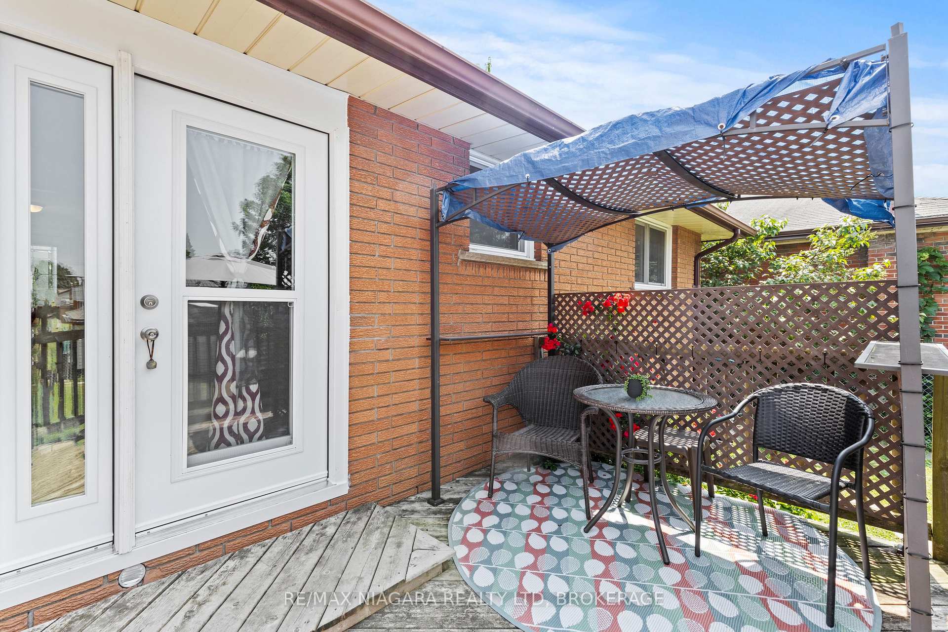 Photo 27 of 18 Charles Avenue, Welland, Lincoln/Crowland — HOMEH