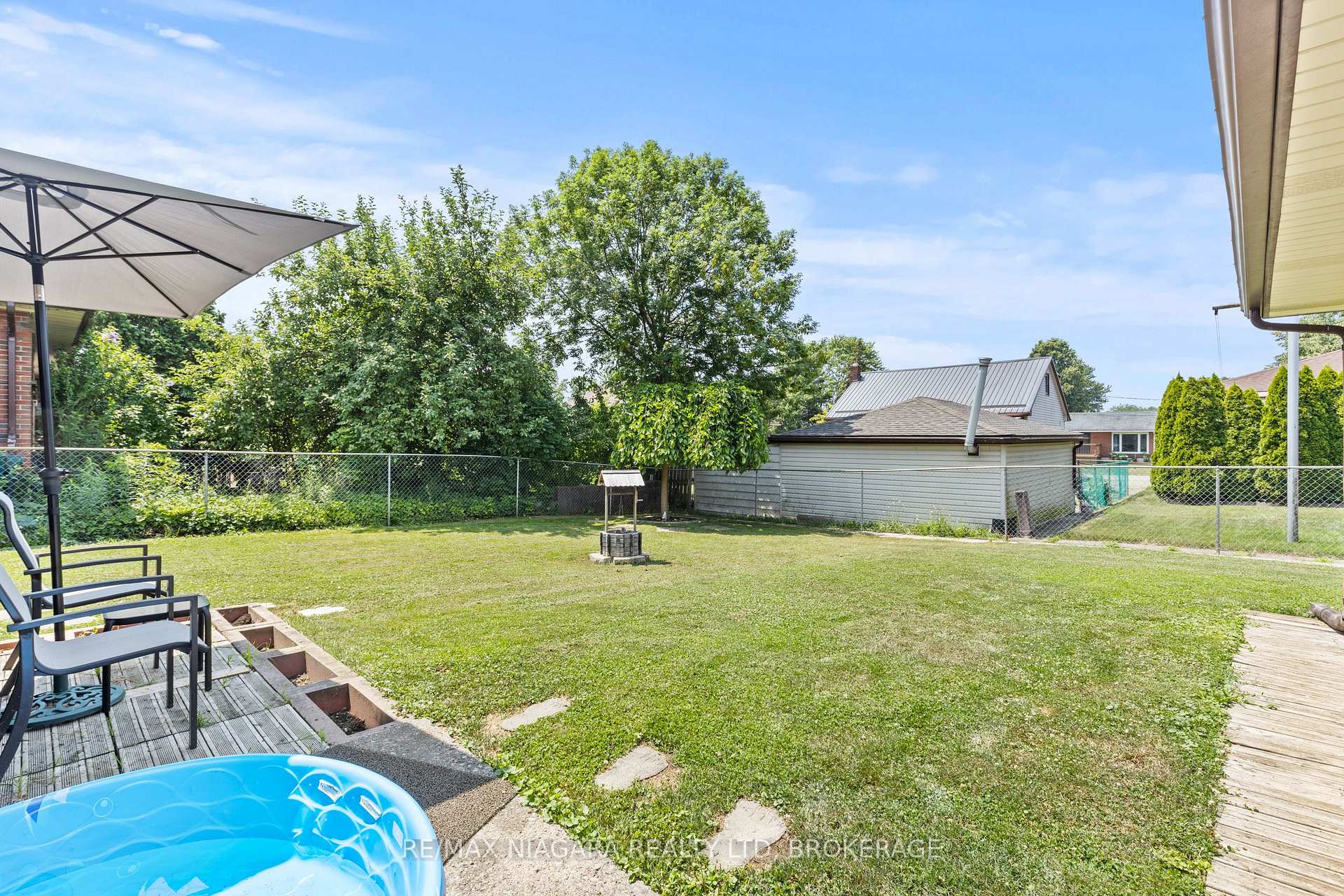 Photo 29 of 18 Charles Avenue, Welland, Lincoln/Crowland — HOMEH