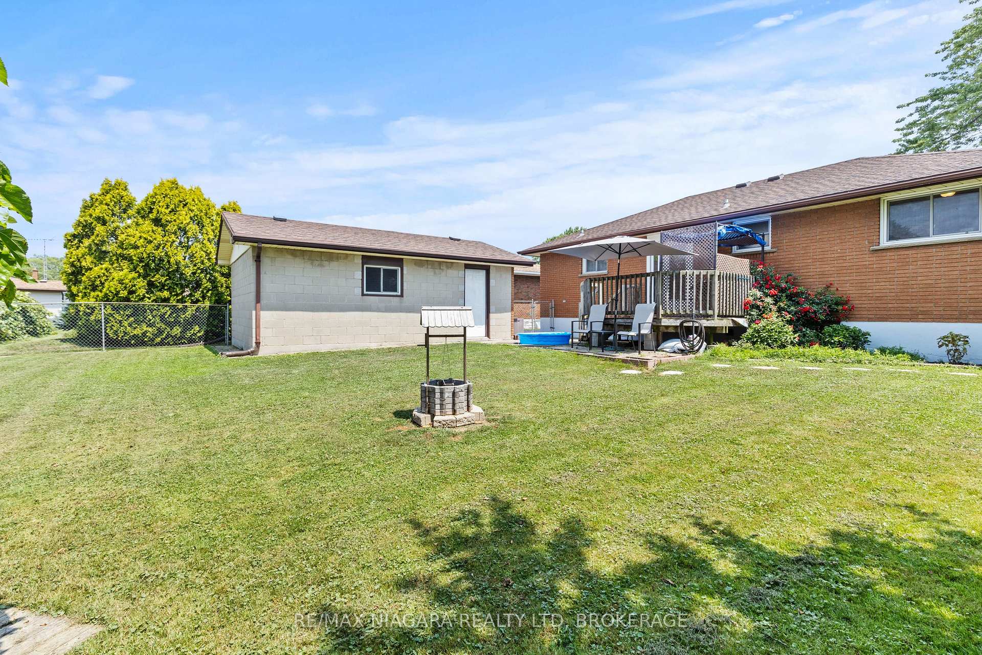 Photo 30 of 18 Charles Avenue, Welland, Lincoln/Crowland — HOMEH