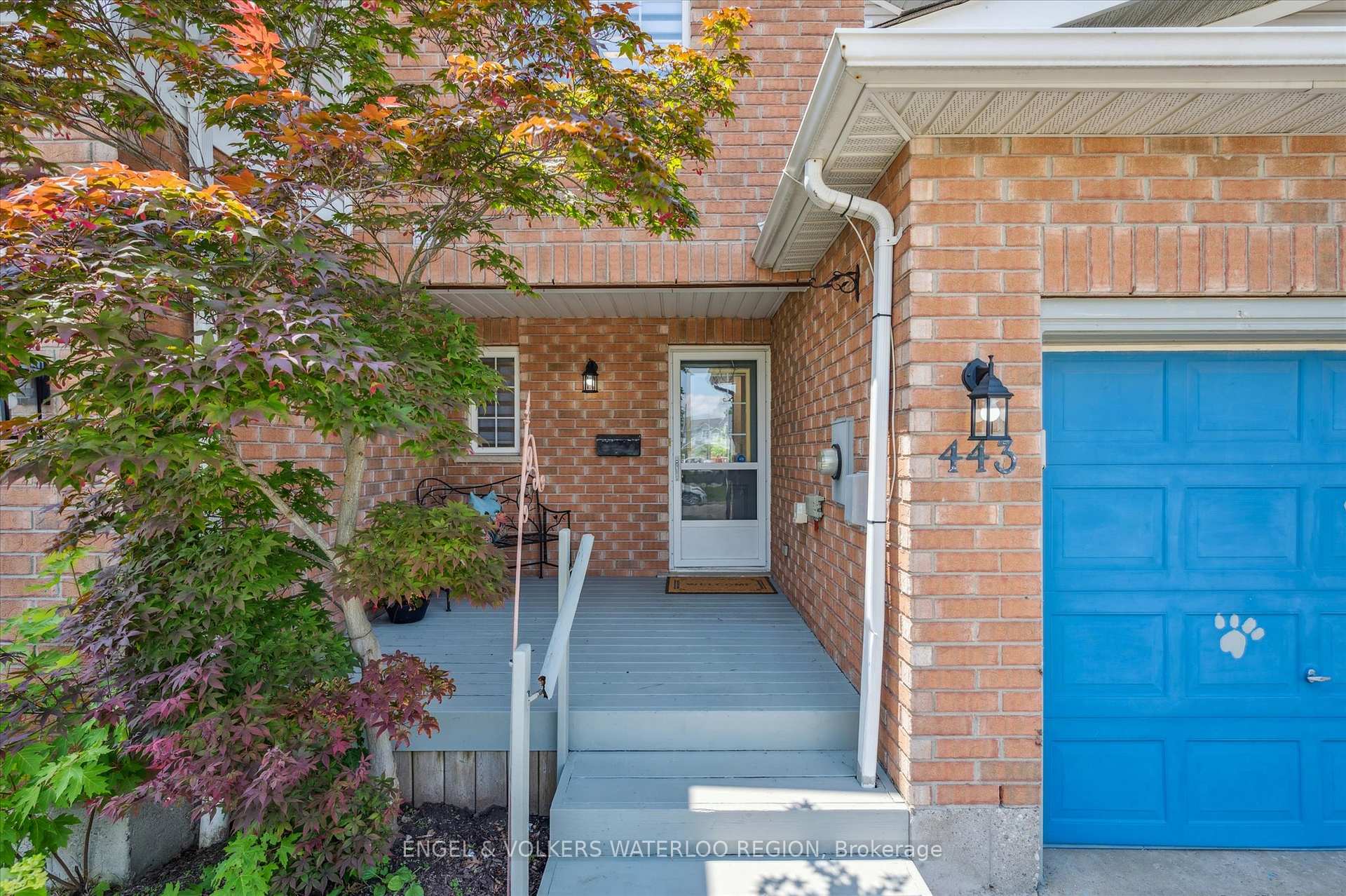 Photo 4 of 443 Laurel Gate Drive, Waterloo — HOMEH