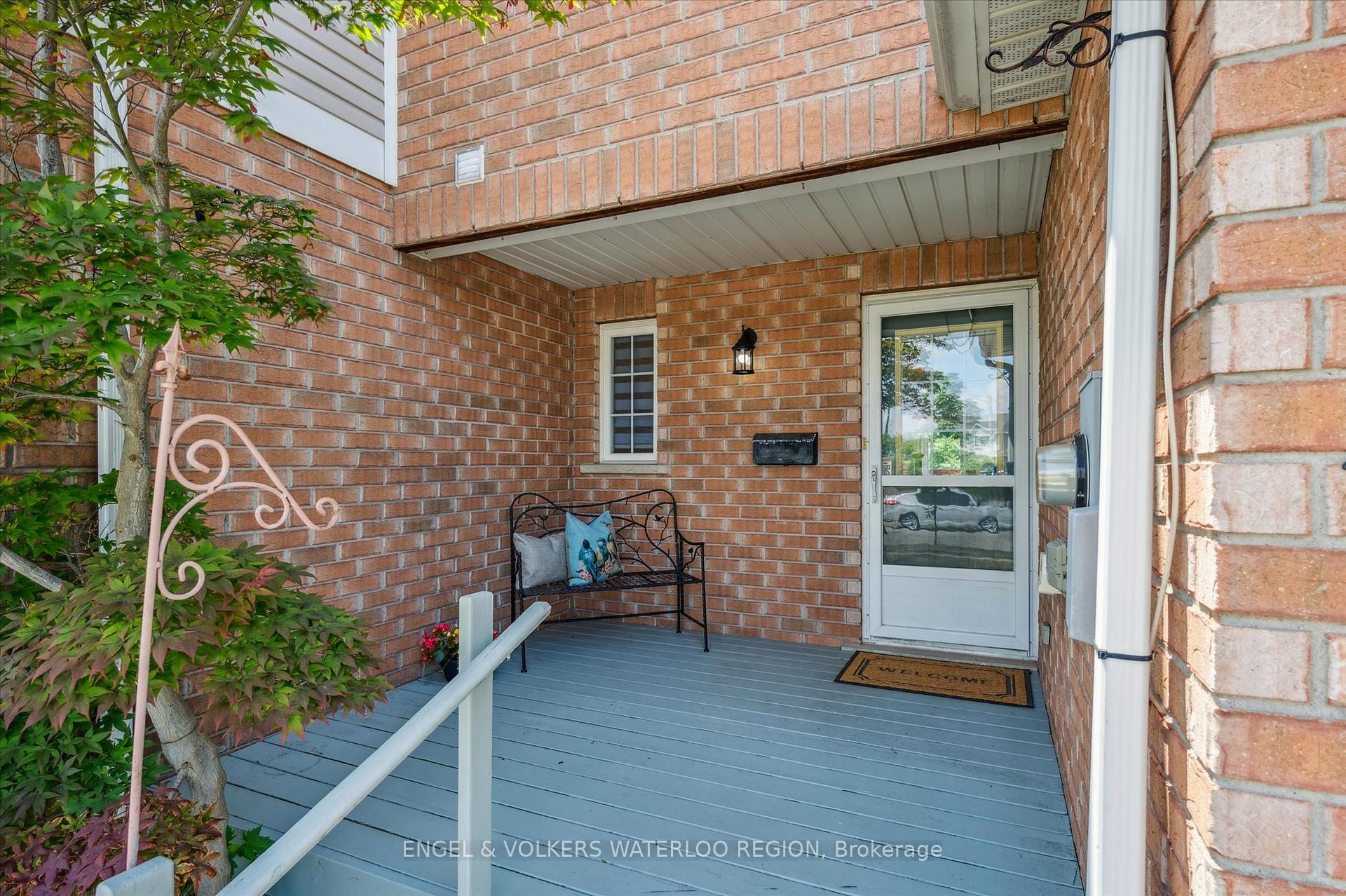 Photo 5 of 443 Laurel Gate Drive, Waterloo — HOMEH